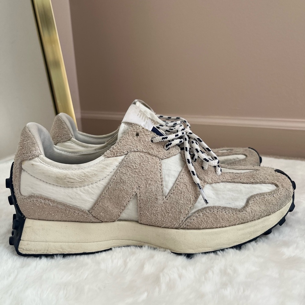 Men’s New Balance 327 Suede Size US 10